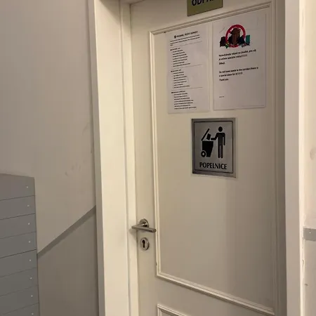Elegantni Korunni Prestige Prague