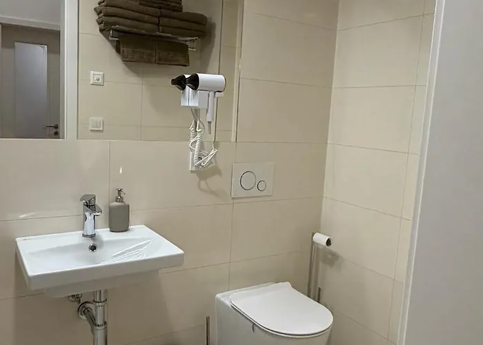 Vinohrady 105 - Prestige Daire *